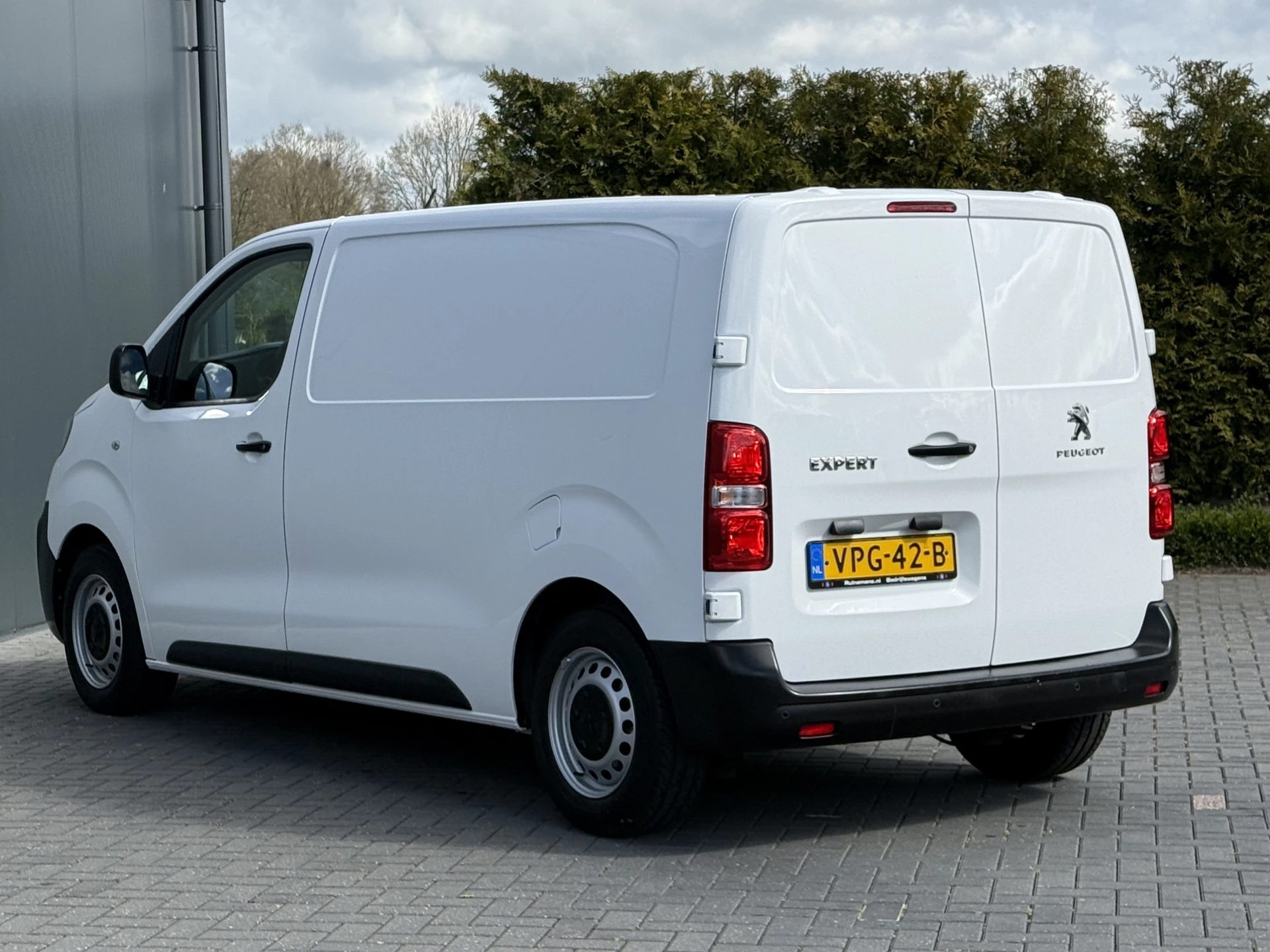 Peugeot Expert 2022 - 1.5 BlueHDI 102 PK / L2H1 / 1e EIG. / 46.846 KM! / AIRCO / CRUISE / NAVI / CARPLAY immagine 5