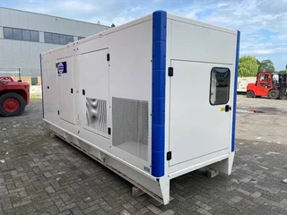 FG Wilson 2026 - P400-3 - 400 kVA Genset - DPX-16017 imagen 2 miniatura