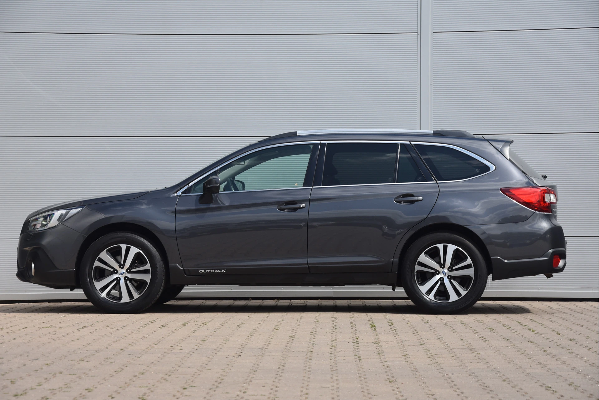 Subaru Outback 2019 - 2.5i Premium imagem 4