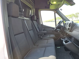 Mercedes-Benz Sprinter 2022 - 317 obrazek 7