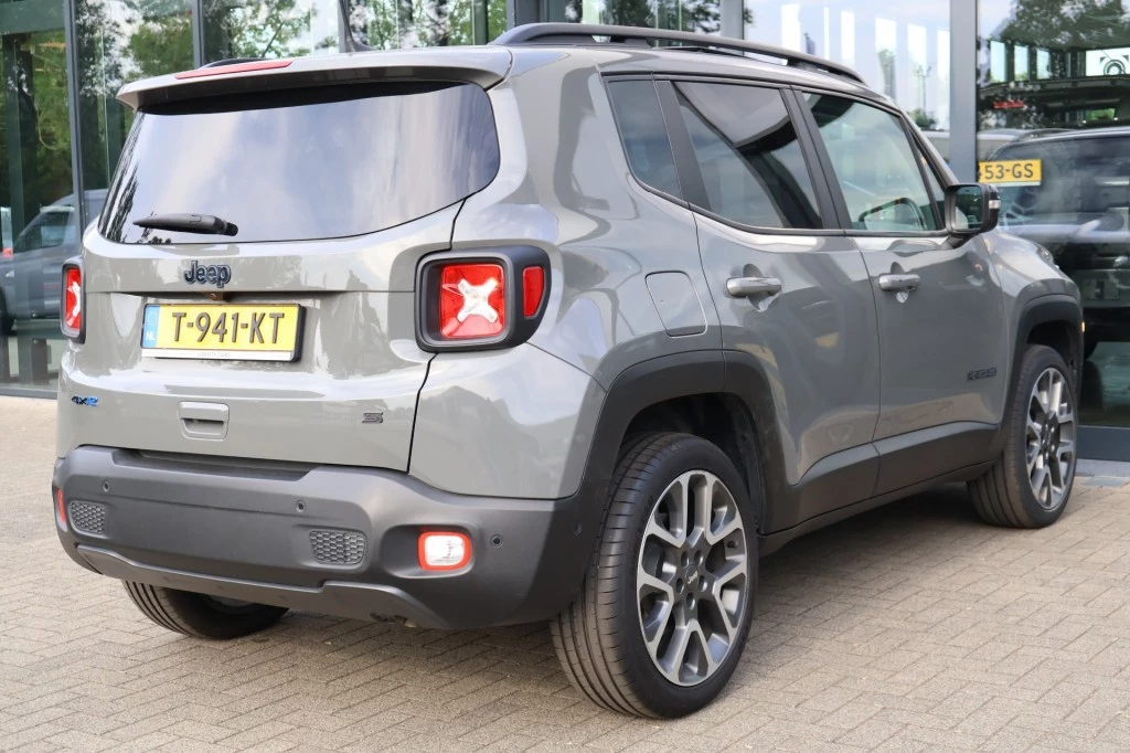Jeep Renegade 2022 - 4XE 240 HYBRID S / Leder / Panoramadak / 19 inch afbeelding 23