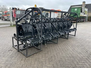 Diverse N/A 1991 - 14 STOELEN IN RIJ OPSTELLING immagine 1