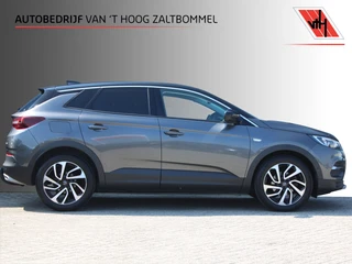 Opel Grandland X 2019 - 1.2 Turbo 130pk Innovation AGR LEDER NAVI CAMERA CARPLAY 19'' TREKHAAK for sale