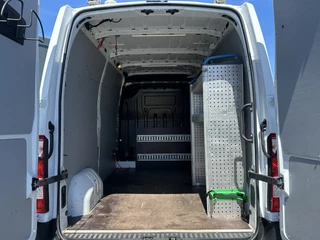 Renault Master 2021 - 2.3 dCi 150 PK / L2H2 / TREKHAAK / CAMERA / AIRCO / CRUISE / 2.500 KG AHG imagem 8