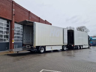 Volvo FH 2013 - 13.460 Globetrotter XL 6x2 - Box with side doors - Loadlift + Kelberg trailer 2012 with loadlift bild 69