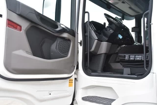 Scania R 2020 - R450 NGS 4x2 - EURO 6 D - RETARDER - 697 TKM - PARK. AIRCO - 2 x FUEL TANKS - LED LIGHTS - obrazek 4