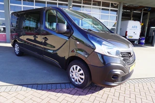 Renault Trafic 2019 - 1.6 dCi T29 L2H1 125PK Dubbelcabine Work Edition imagem 2 miniatura