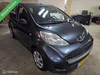 Peugeot 107 2011 - 1.0-12V Accent for sale