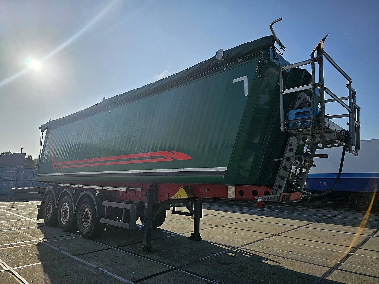 Schmitz Cargobull 2021 - SKI 24 SL 8.2 obrázek 3