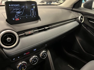 Mazda 2 2021 - 1.5i SkyActiv-G Signature 90PK Leder Navi DAB+ Apple CarPlay 360 Camera Head Up Display PDC image 48