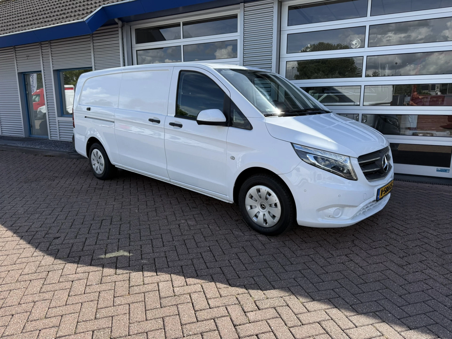 Mercedes-Benz Vito 2018 - 114 CDI Extra Lang Automaat/Airco/Navi zdjęcie 2