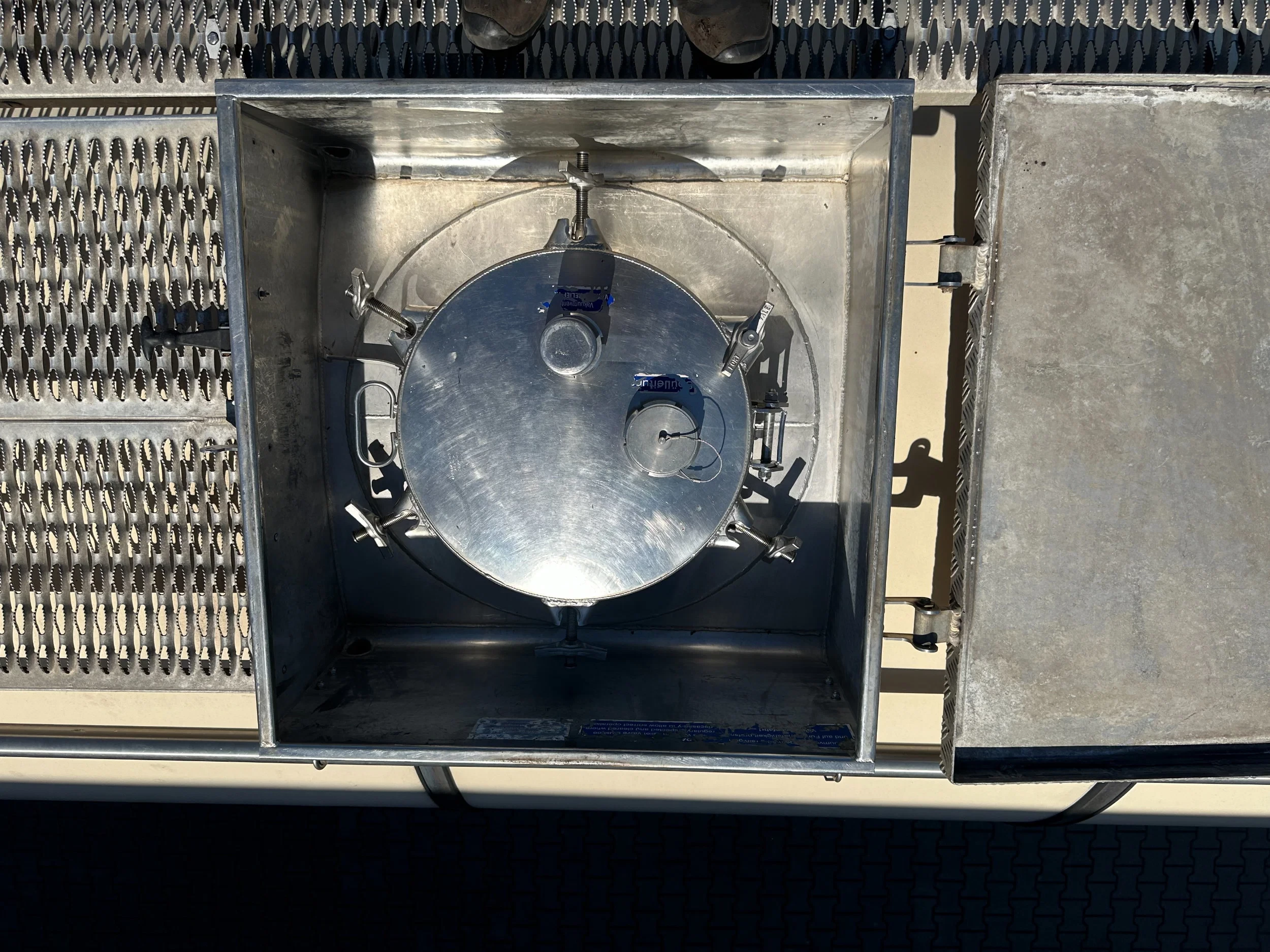Feldbinder 1999 - FOOD / 33.500L / 2-COMP / LIFTAXLE / PUMP / ALCOA Bild 45