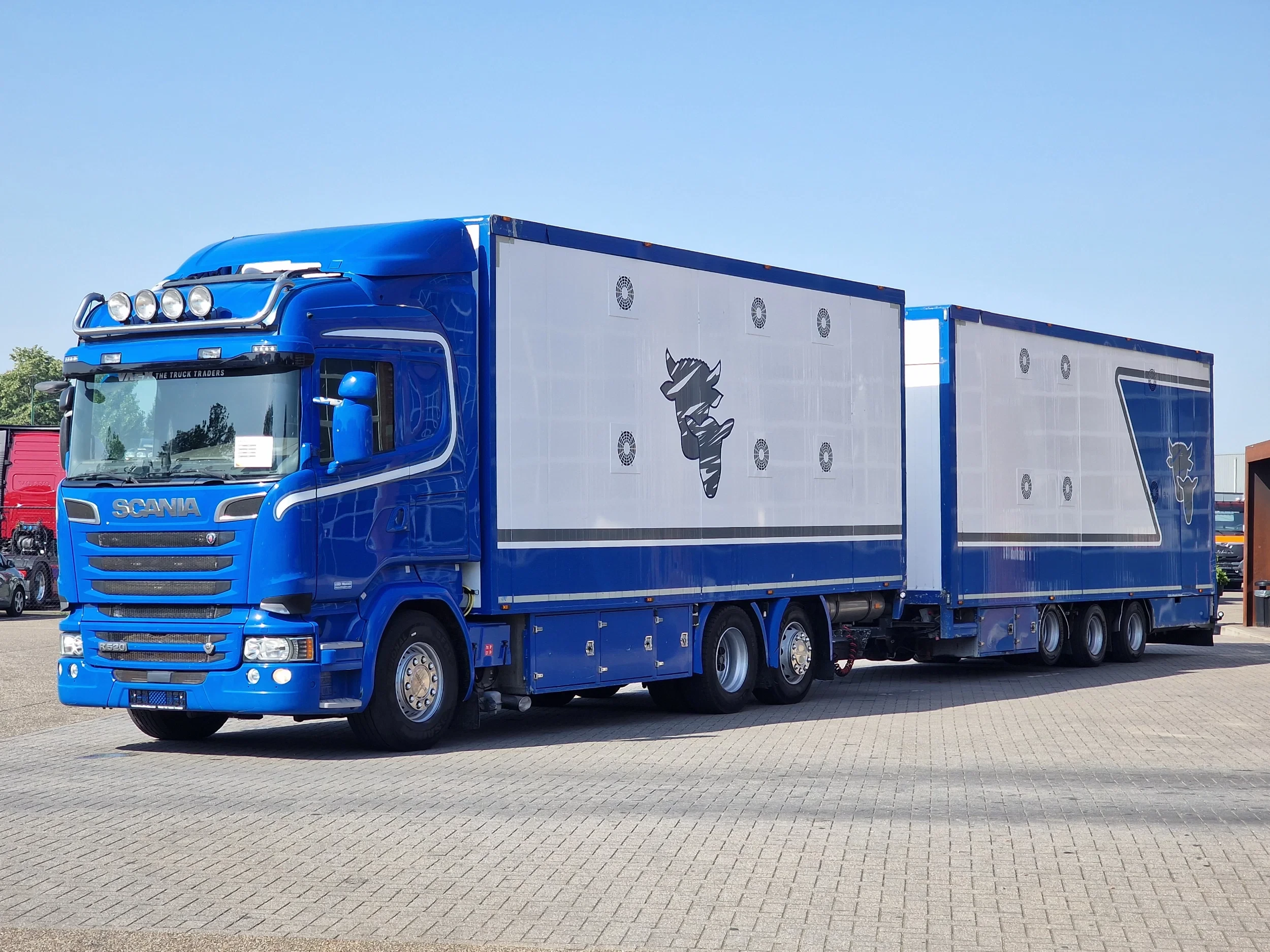 Scania R 2016 - R520 V8 6x2*4 - Livestock Ravenhorst 2 deck + GS Meppel/Ravenhorst 2 deck trailer - Water & Ventilation Bild 4