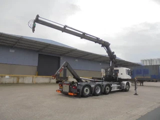 Scania P 2016 - P370 8X2 HAAK + KRAAN NL TRUCK LOW KM immagine 7