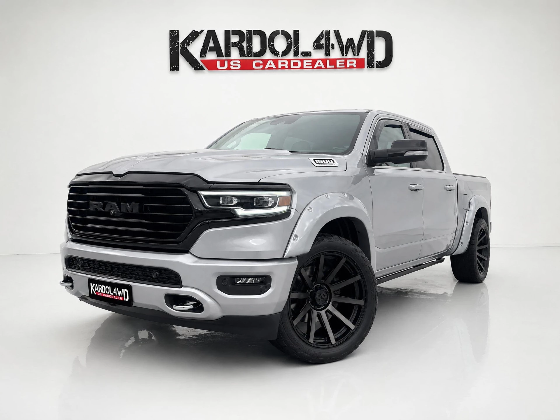 Dodge Ram Pick-Up 2022 - DODGE 5,7 V8 Hemi Longhorn - Night edition | LPG | Ramboxen | Virtuele binnen spiegel | XD velgenset 22INCH | Wide boddy | afbeelding 1