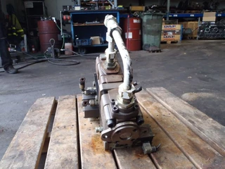 Diverse N/A - QXT42-025 BUCHER HYDRAULIC PUMP immagine 4