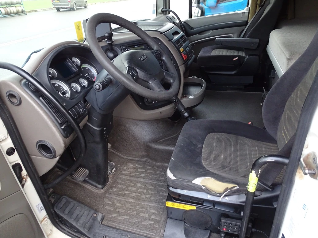 DAF 2010 - XF105 COMFORT CAB zdjęcie 3