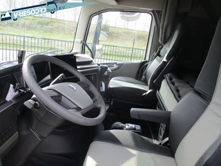 Volvo FH 2024 - FH500 XL CABINE i-save retarder obrazek 5