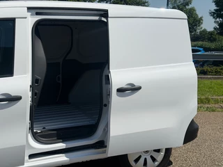 Mercedes-Benz Citan 2022 - 110CDI L1H1 Airco Cruisecontrol AppleCarplay Dubbelschuifdeur EURO 6 image 10