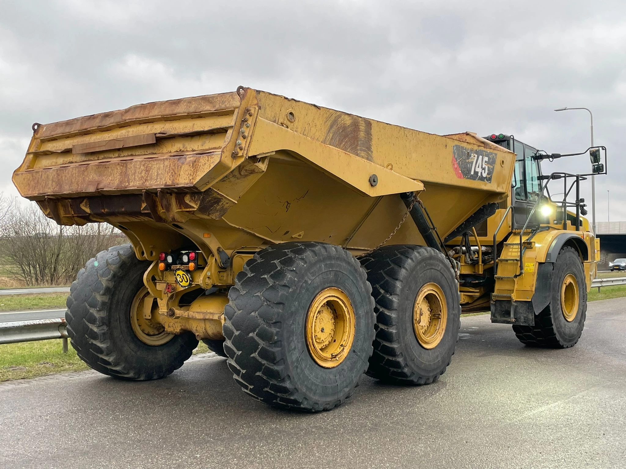 Caterpillar 745 04A 2017 zdjęcie 5