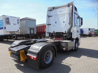 Mercedes-Benz Actros 2015 - ACTROS 1842 NL TRUCK image 3