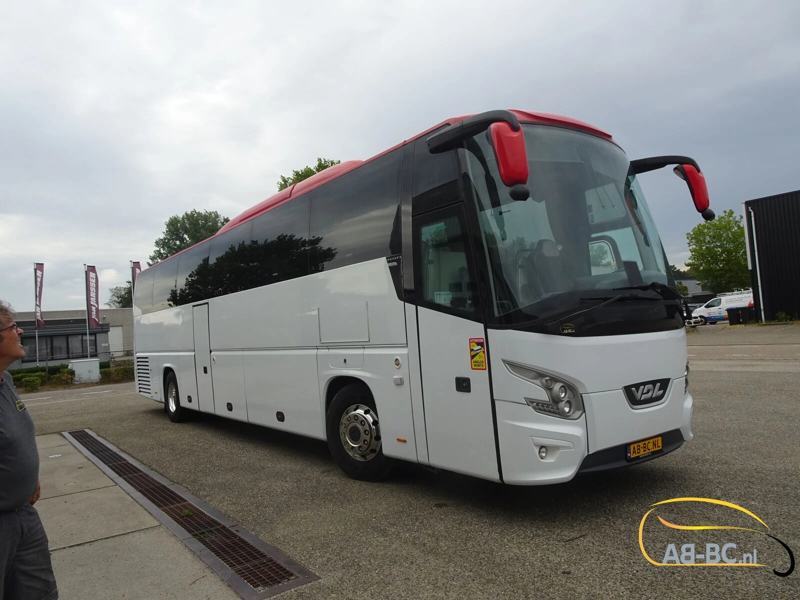 VDL Futura FHD2-129-440 54 seats EURO 6 2015 afbeelding 1