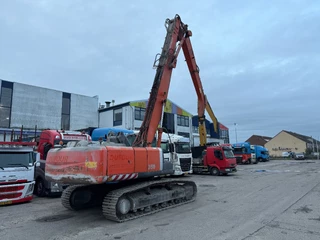 Hitachi N/A 2010 - ZX350LC-3 HYDRAULIC CAB RISER, AIRCO, AUXILIARY HYDRAULIC PLUMBING imagem 4