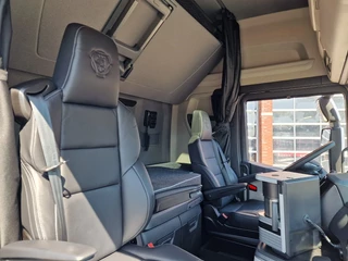 Scania S 2026 - 590S V8 NGS Highline 4x2 - Full spec - New - Retarder - Full air - Night clima zdjecie 18