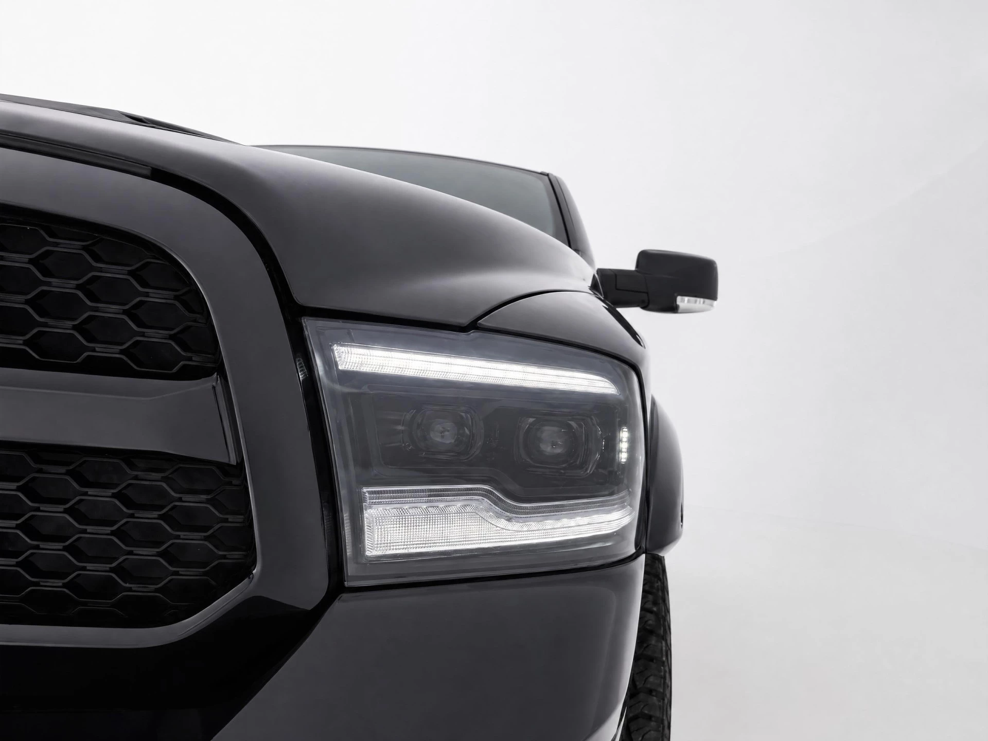 Dodge Ram 1500 2024 - 5.7 V8 4x4 Crew Cab 5'7 Laramie | Trekhaak | Tonneau cover | extra LPG 200L | Wide boddy | Fuel 22inch velgenset| afbeelding 11