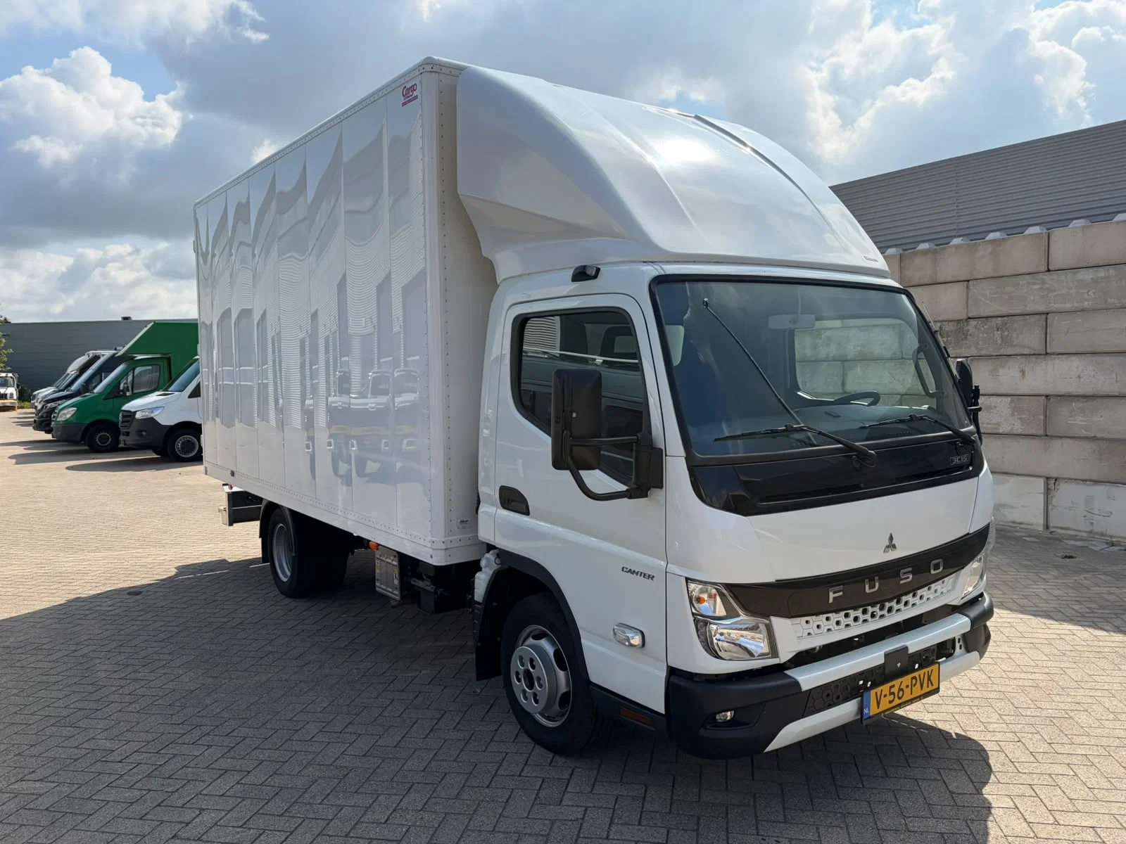 FUSO Canter 2024 - 3C15 Bakwagen Airco Trekhaak 3-Zits NIEUW BPM VRIJ 5X OP VOORRAAD N1-B-Rijbewijs изображение 2