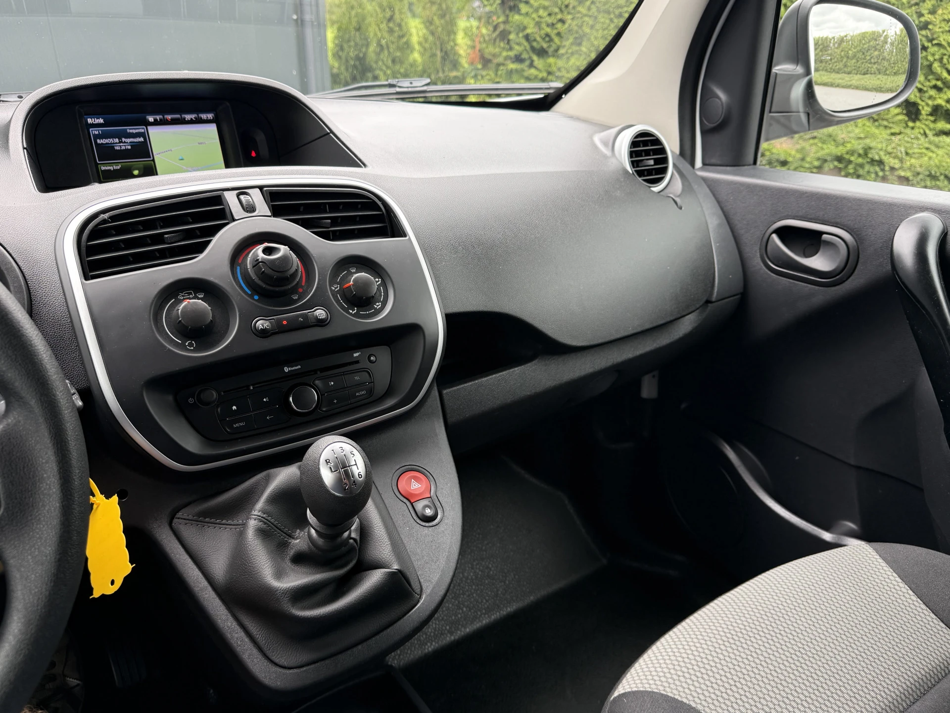 Renault Kangoo 2021 - 1.5 dCi 80PK COMF / L1H1 / 1e EIG. / TREKHAAK / AIRCO / CRUISE / NAVI / BLUETOOTH image 12