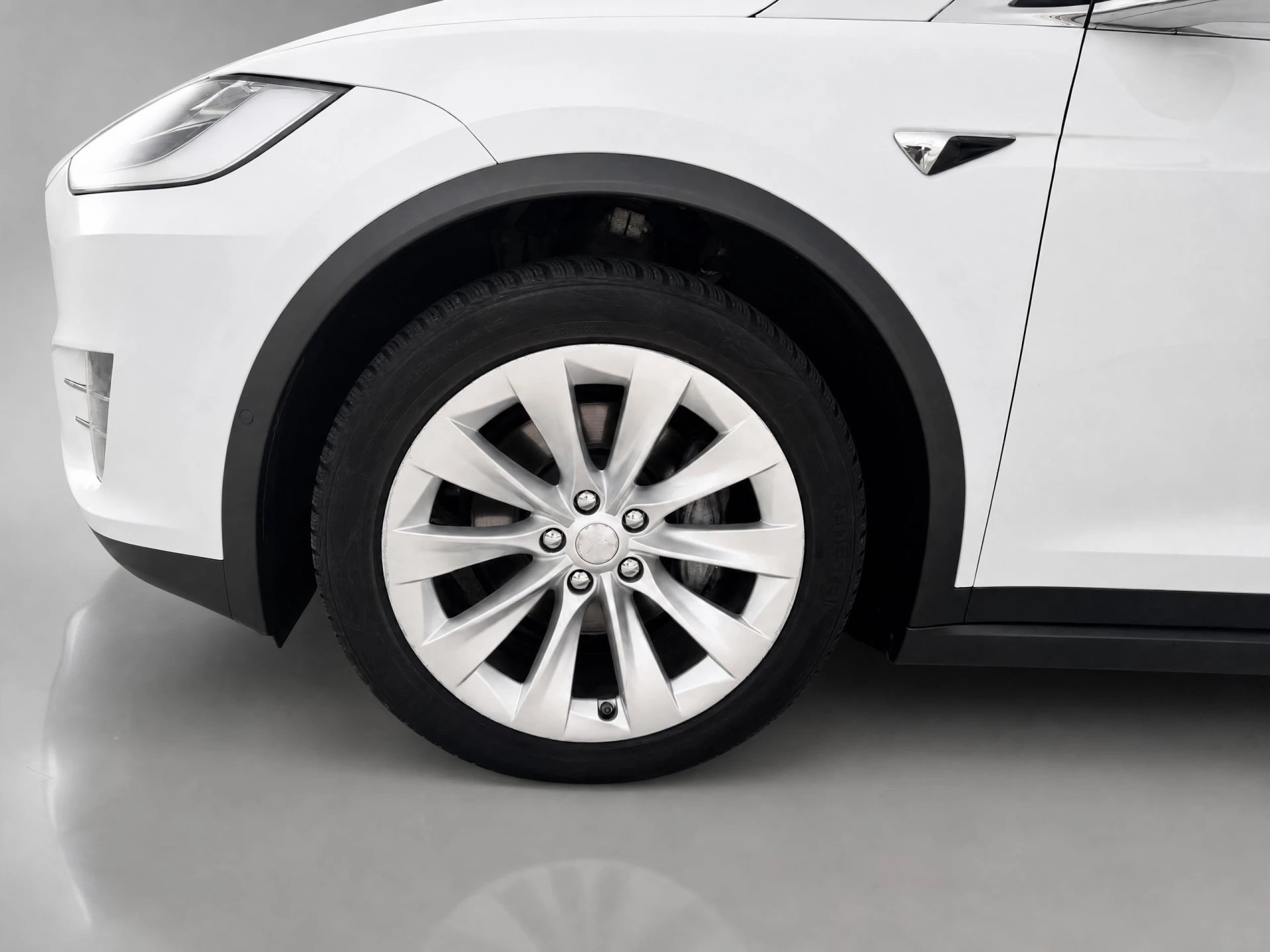 Tesla Model X 2018 - 75D Base 7p. afbeelding 10