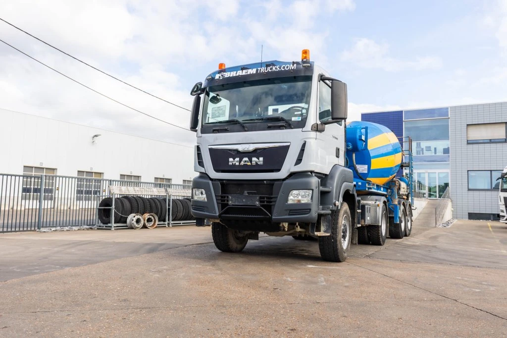 MAN TGS 2014 - 18.400 BLS-4X4+LIEBHERR 10M3(2018) afbeelding 1