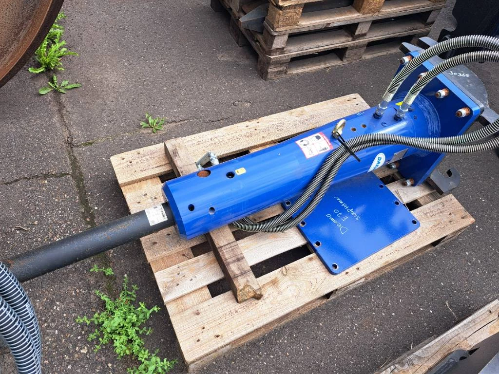 Daemo 2023 - E70 Eureka Hammer/ Breaker CW10 afbeelding 1