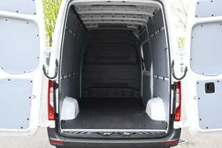 Mercedes-Benz eSprinter 2025 - 320 L2H2 Select 81kWh bild 13