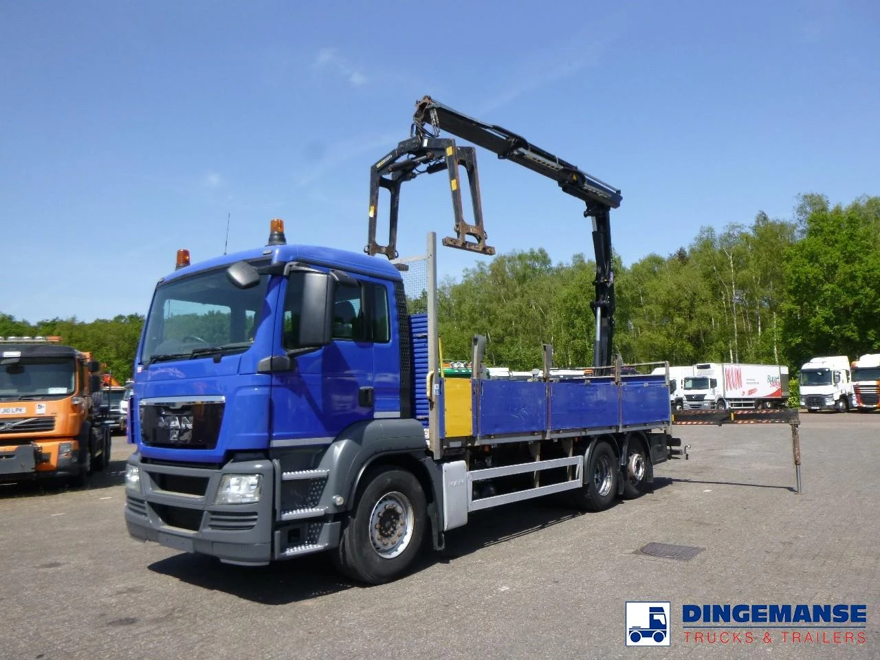 MAN TGS 2012 - 26.360 6X2 RHD + HMF 1420-K2 + grapple imagen 1
