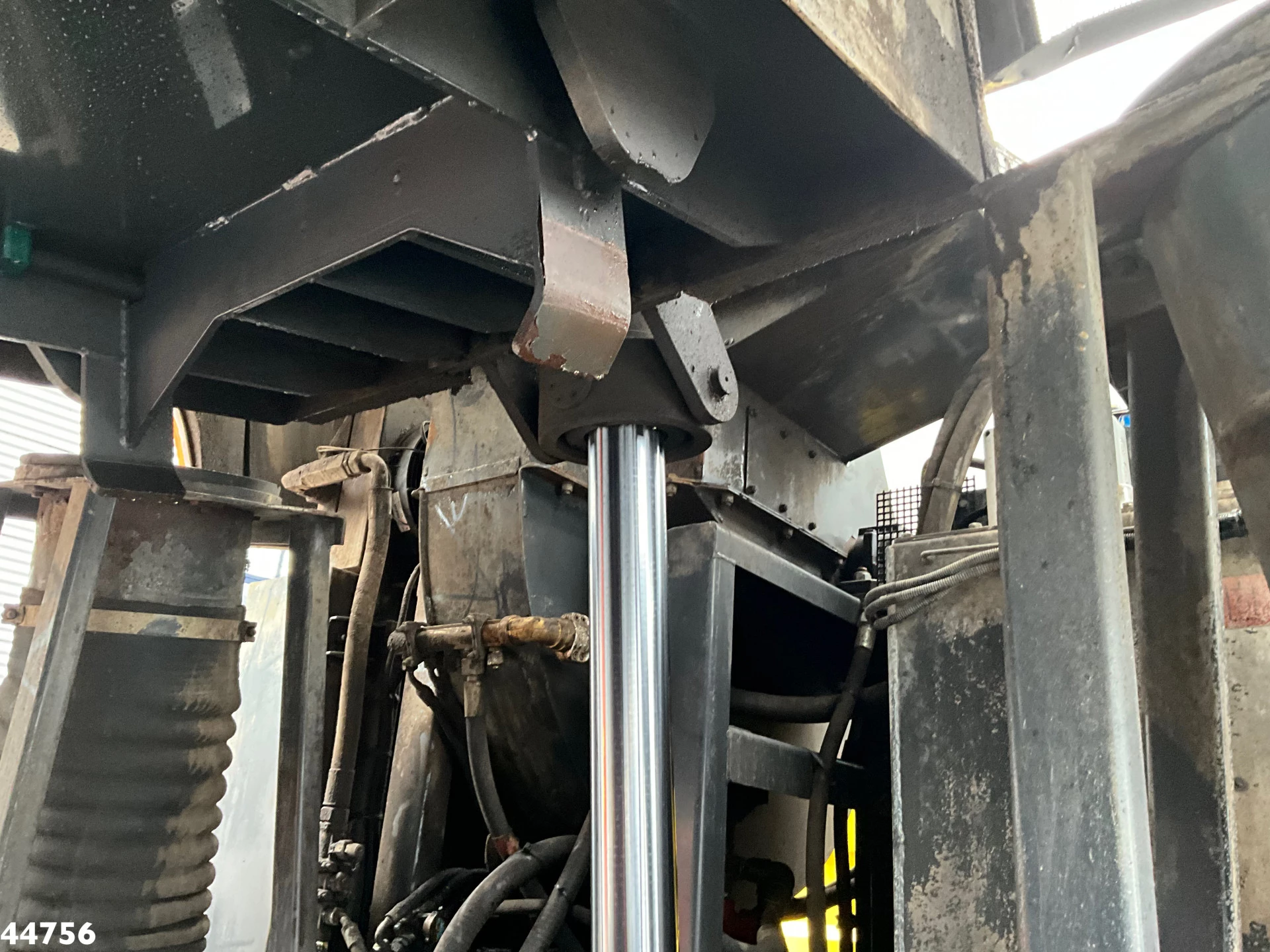 MAN TGS 2016 - 26.440 Euro 6 Beam S14000 Wegdekreiniger afbeelding 28