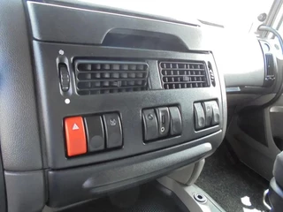DAF XF 105.460 2012 - N/A image 11