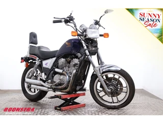 Honda VT 400 C 1987 image 2 thumbnail