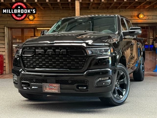Dodge Ram 1500 2024 - Big Horn immagine 3