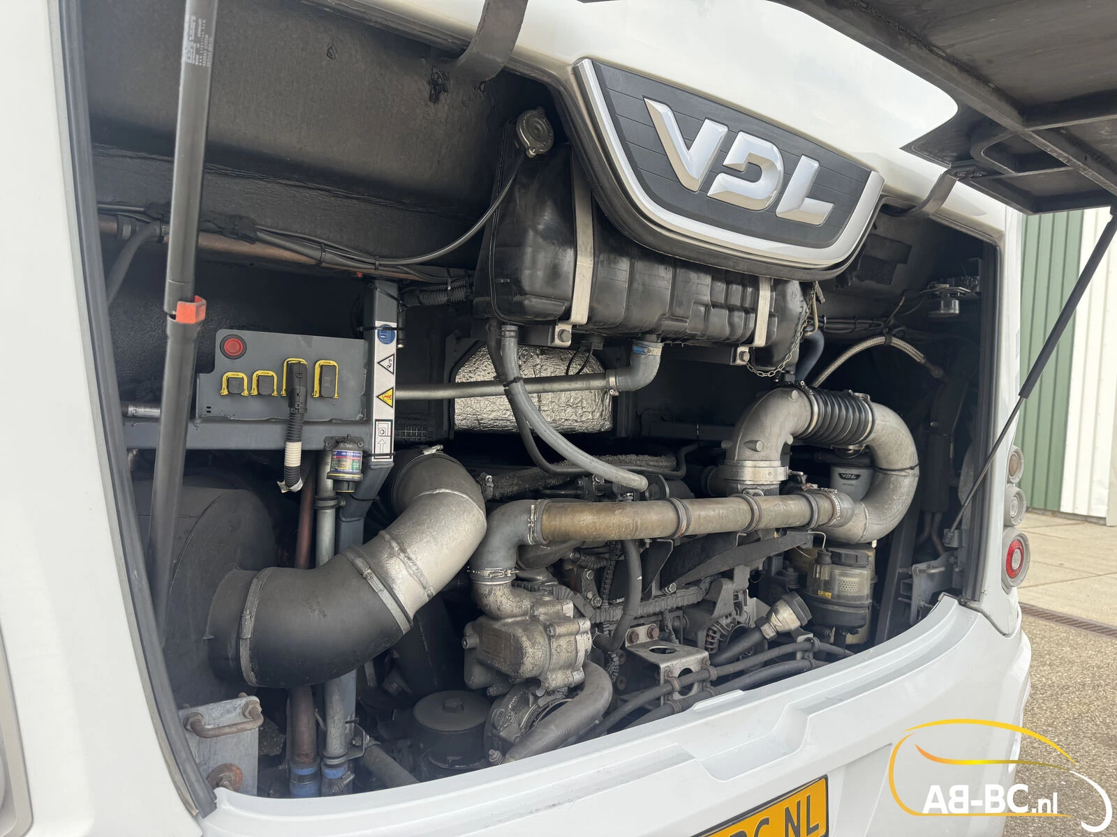 VDL Futura FHD2 129 440 2014 afbeelding 27