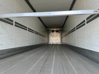 Schmitz Cargobull N/A 2016 - SKO 24/L CARRIER VECTOR 1950 MT D/E / DISCBRAKES / PALLETBOX / 265cm inside height bild 6