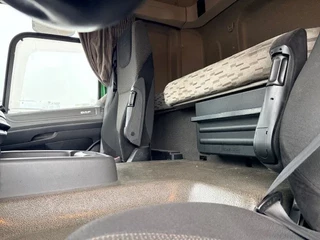 DAF 400 2014 - CF SPACECAB (EURO 6 / AS-TRONIC / 8.000 KG. FRONT AXLE / AIRCONDITIONING / FRIDGE / CAMERA SYSTEM / COMPLETE SPOILERSET / ETC.) immagine 10