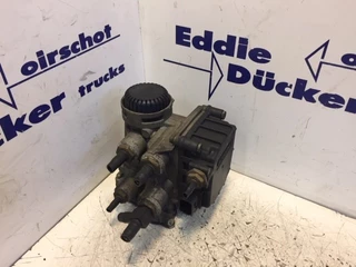 DAF N/A - 1747137 TRAILER CONTROL VALVE LF/CF76/CF86/XF106 (MORE PIECES IN STOCK) imagen 2