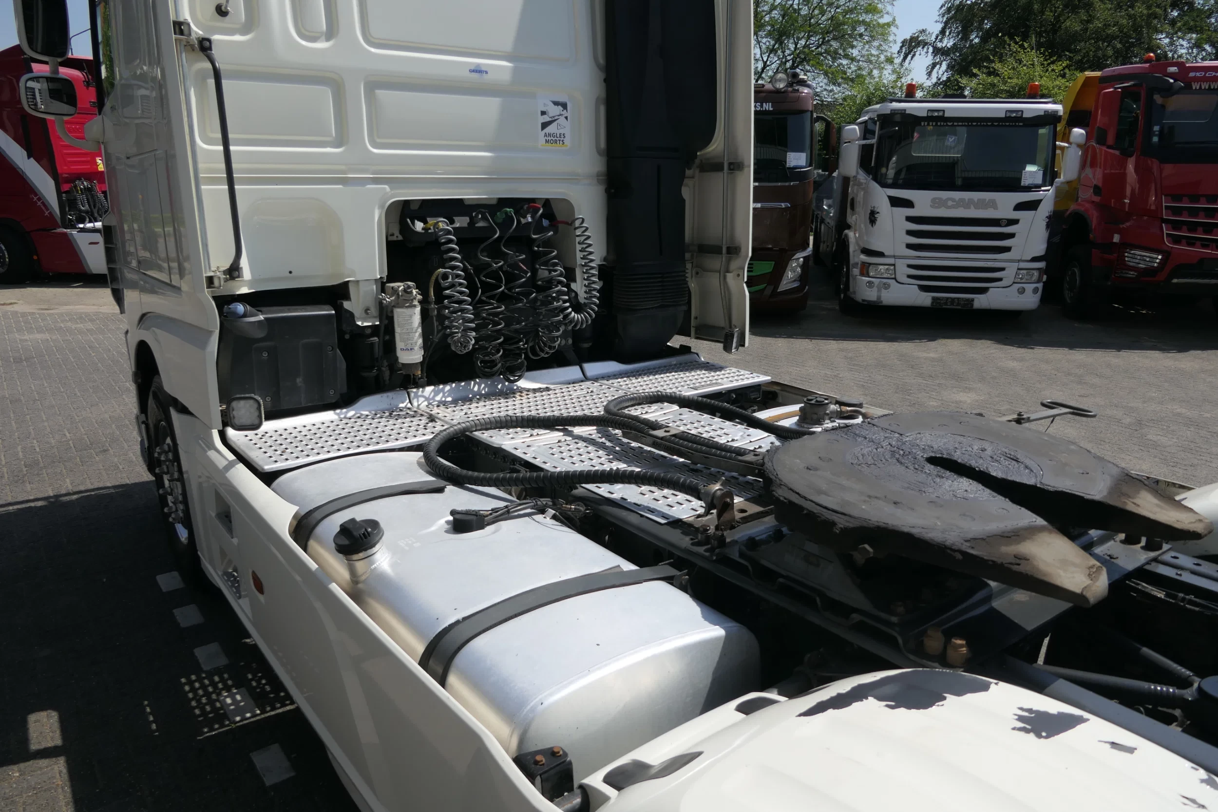 DAF XF 530 2020 - | Hydraulic | Retarder | 544203Km | 2020 | Smart Tacho 2 | Full Air | Roof airco | Stand klima | Leather Seats | Navi | Tv | Microwave | Full Options | Euro6-D | TUV/MOT/APK 05-2027 | French Truck afbeelding 16