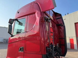 Scania S 2025 - SUPER 560S / ENGINE RUNNING / RETARDER / OVERDRIVE / !!!ONLY:56962 KM!!! / DOUBLE TANK / PARKCOOL / DIGITAL DASH / LEATHER / AUTOMATIC / EURO-6 / 2025 bild 8