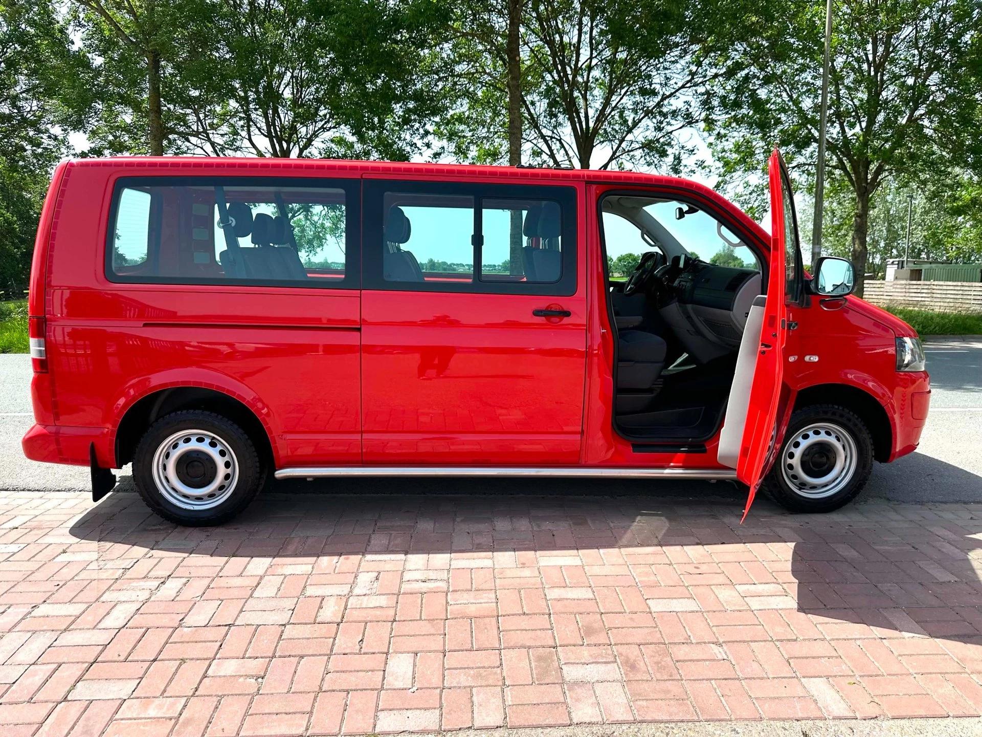 Volkswagen Transporter 2014 - Kombi 2.0 TDI L2H1 9 Persoons AUTOMAAT MARGE afbeelding 44