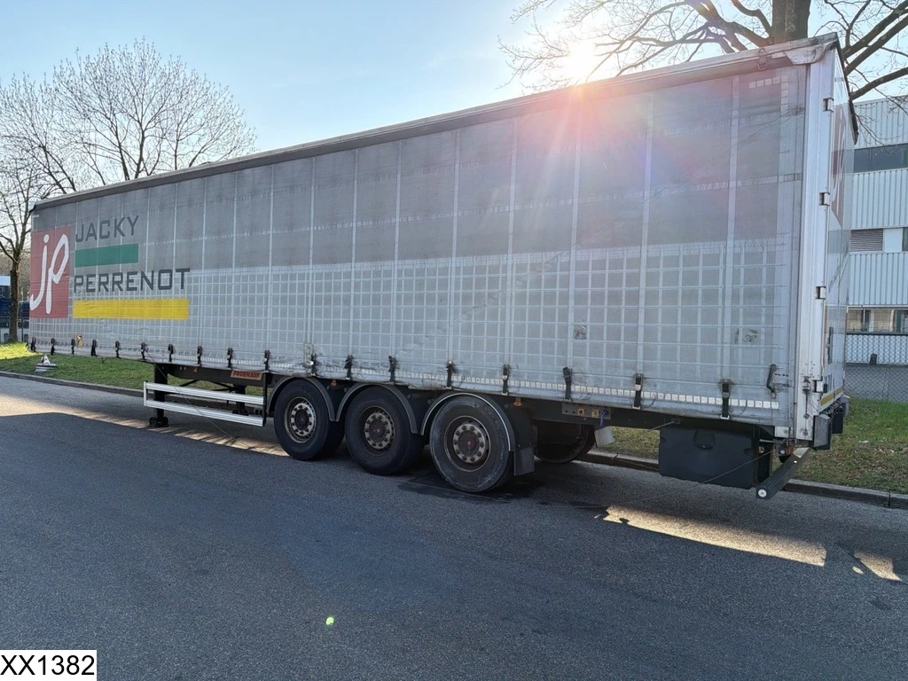 Fruehauf 2019 - Tautliner image 3