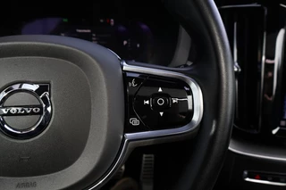 Volvo XC60 2022 - 2.0 B4 Aut. R-DESIGN / Panorama dak / Volleder immagine 30