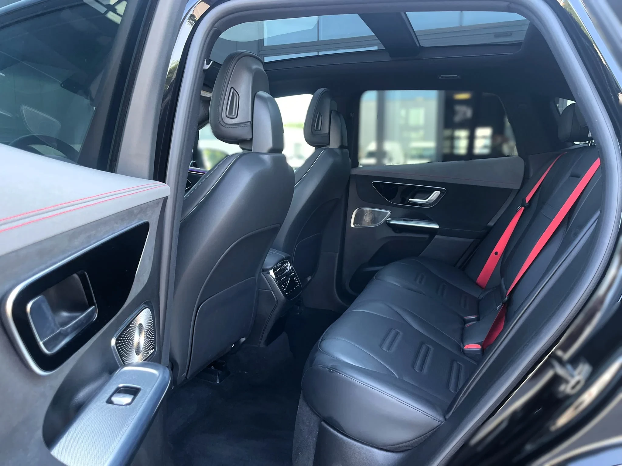 Mercedes-Benz E-Klasse 2024 - EQE 43 AMG*4Matic*Distronic+*Head-up*Panoschuifdak*Airmatic*360°cam*Sound system*Meesturend achteras afbeelding 8